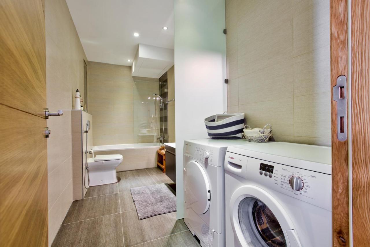 Bright And Central 2 Bedroom Apartment In Sliema Exterior foto